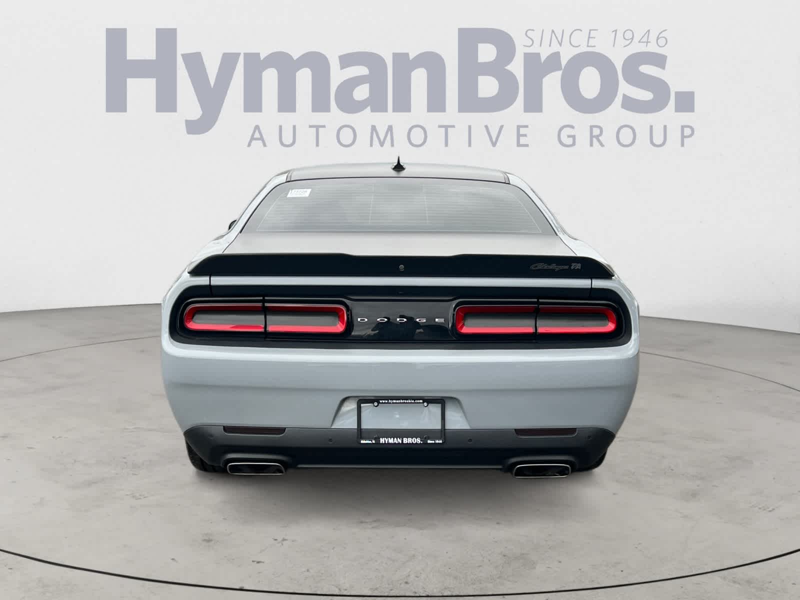 2022 Dodge Challenger R/T photo 4