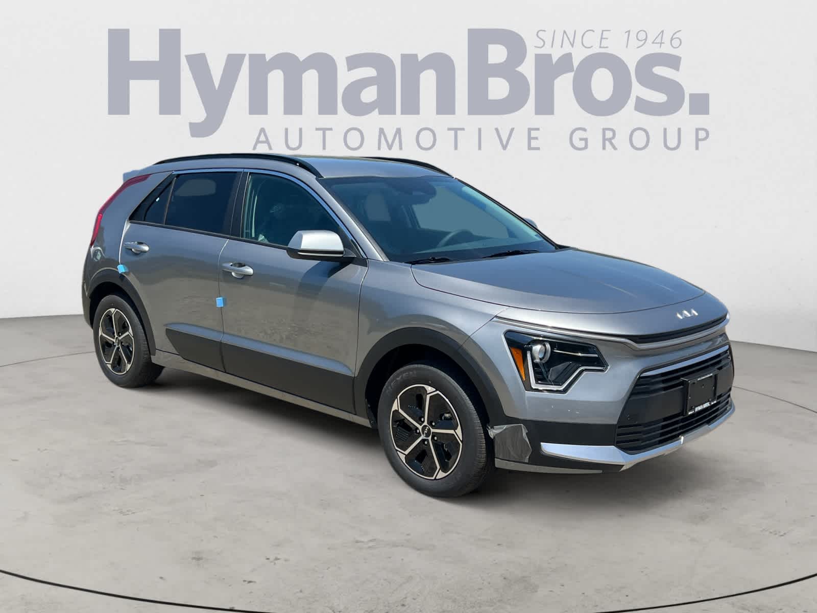 2026 Kia Niro LX HEV's photo