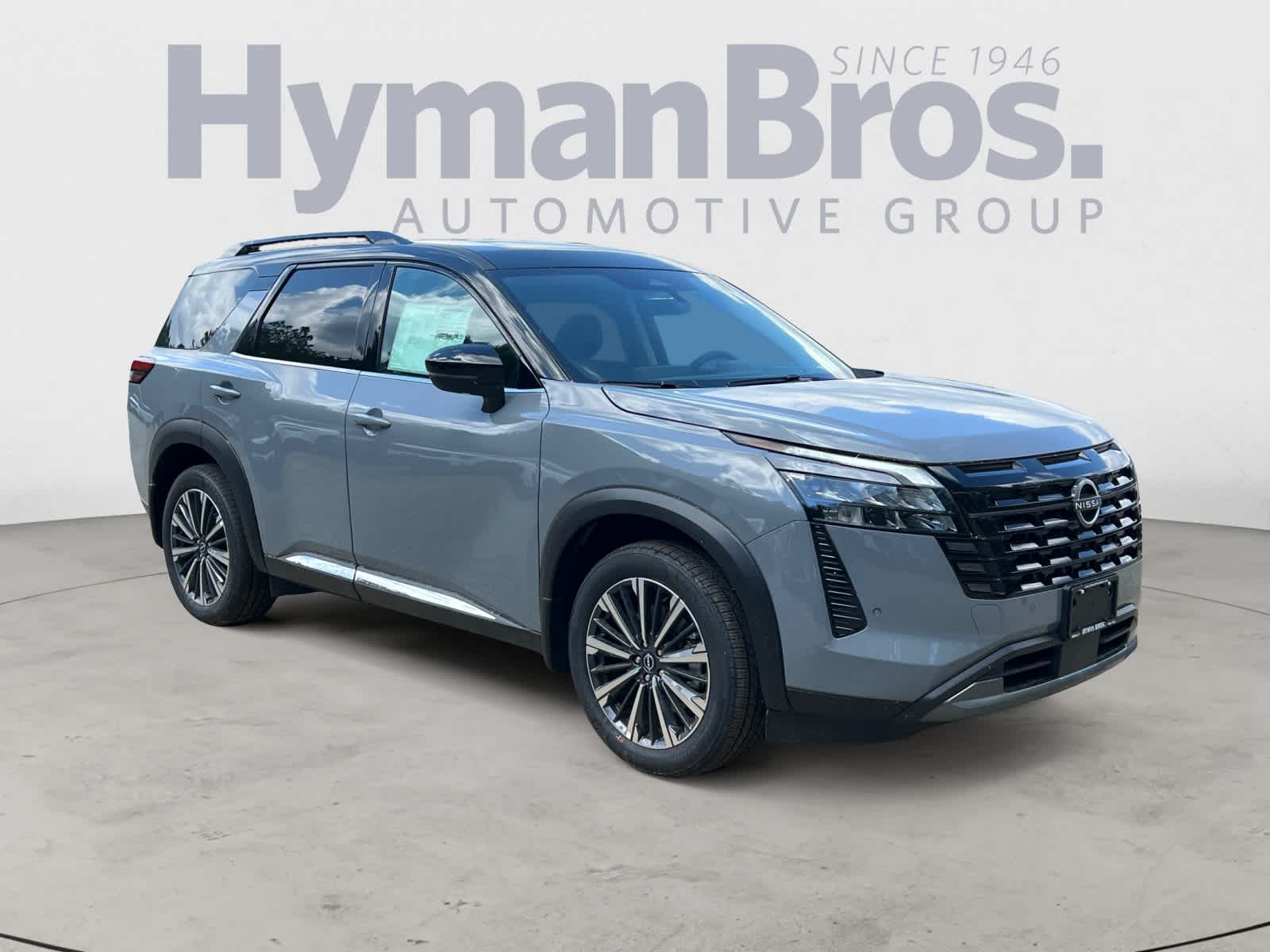2026 Nissan Pathfinder Platinum 4WD's photo