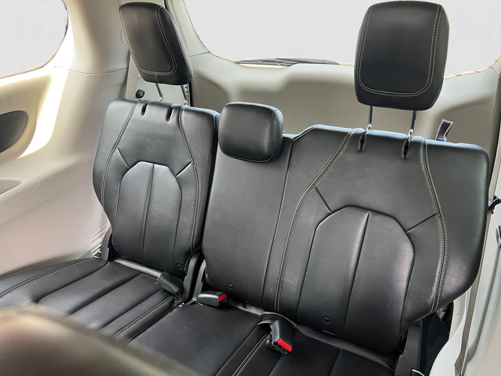 2020 Chrysler Voyager LXI