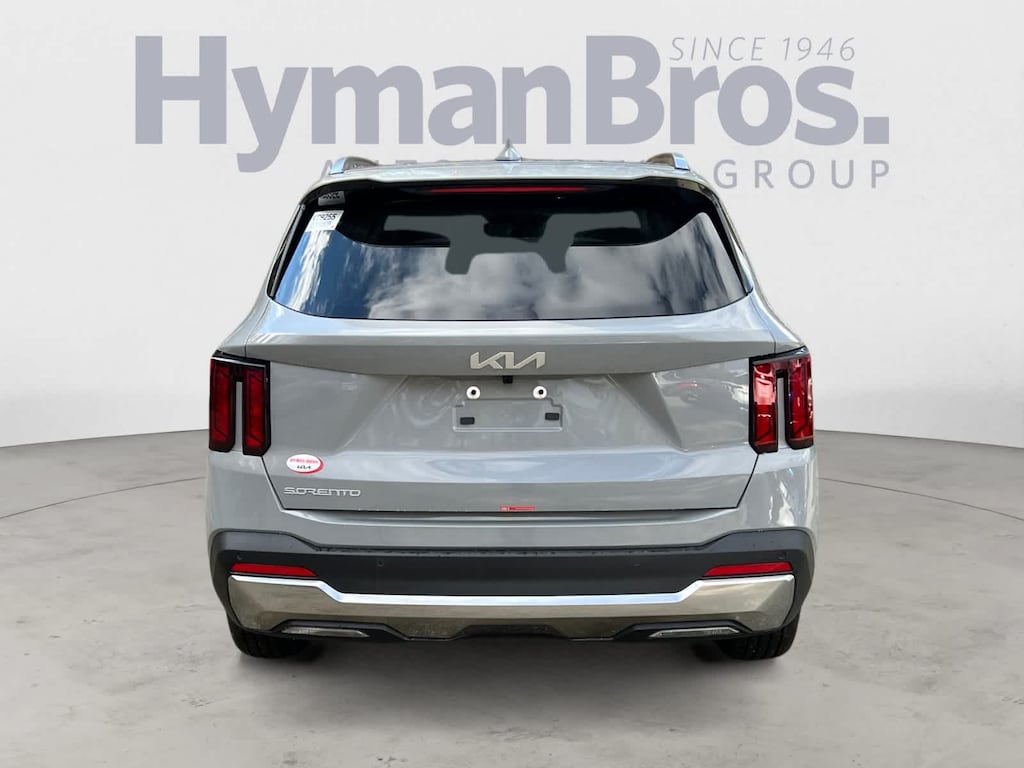 New 2026 Kia Sorento S FWD