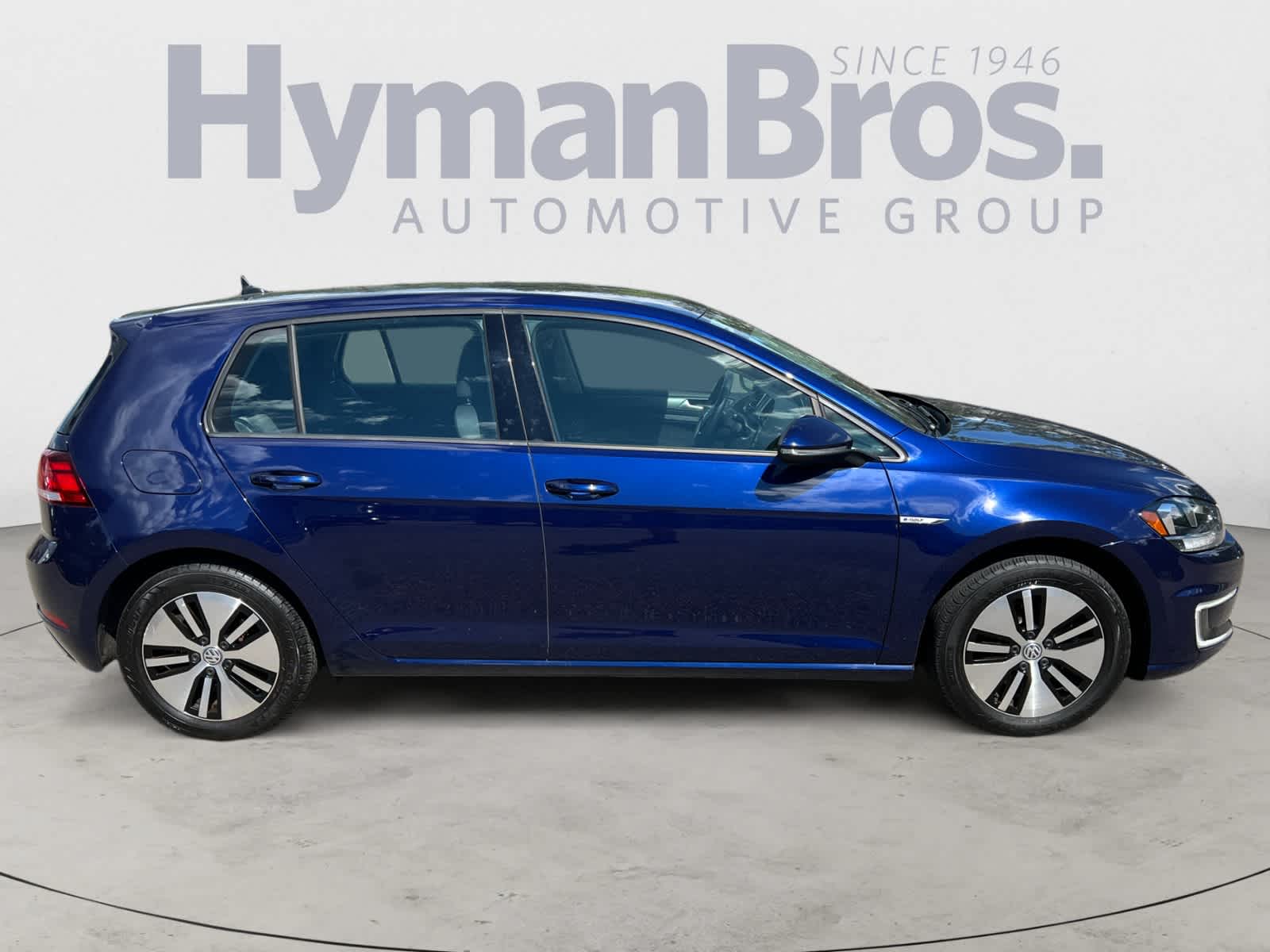 Used 2018 Volkswagen e-Golf e-Golf SE with VIN WVWKR7AU9JW907322 for sale in Midlothian, VA