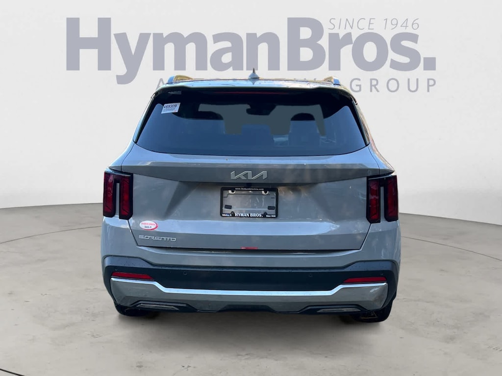 New 2026 Kia Sorento S FWD