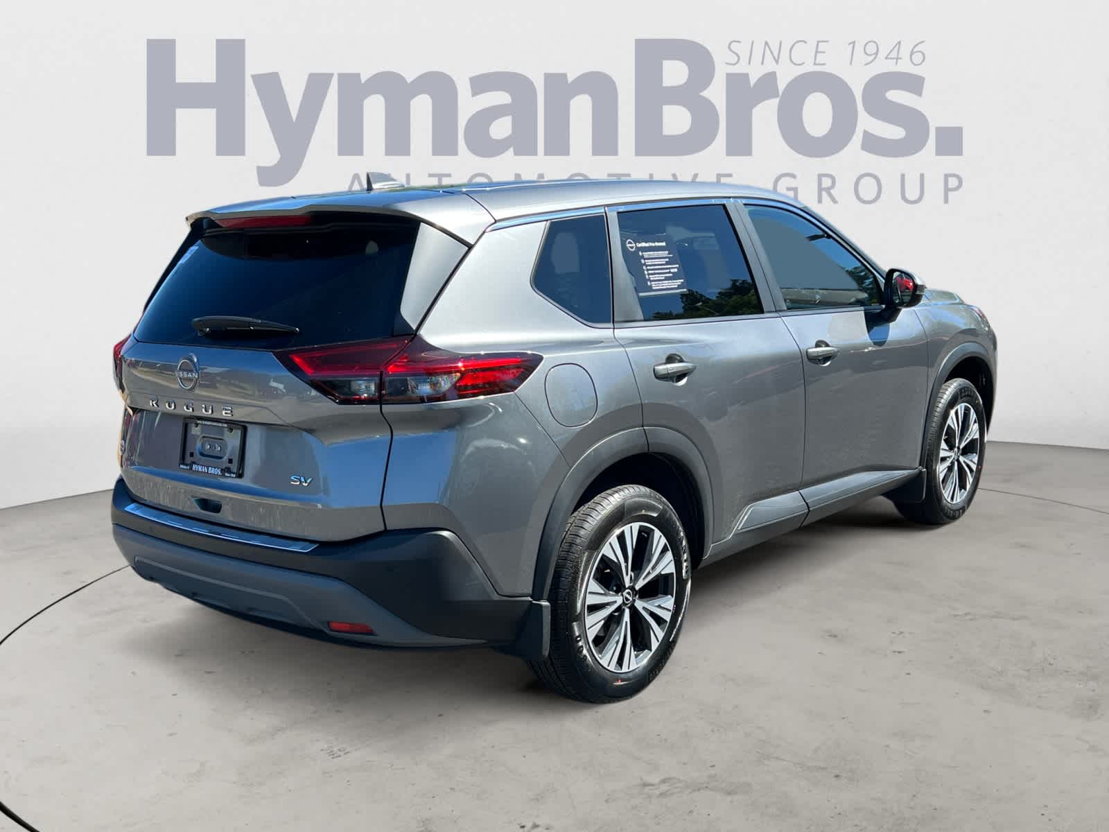 2023 Nissan Rogue SV photo 3