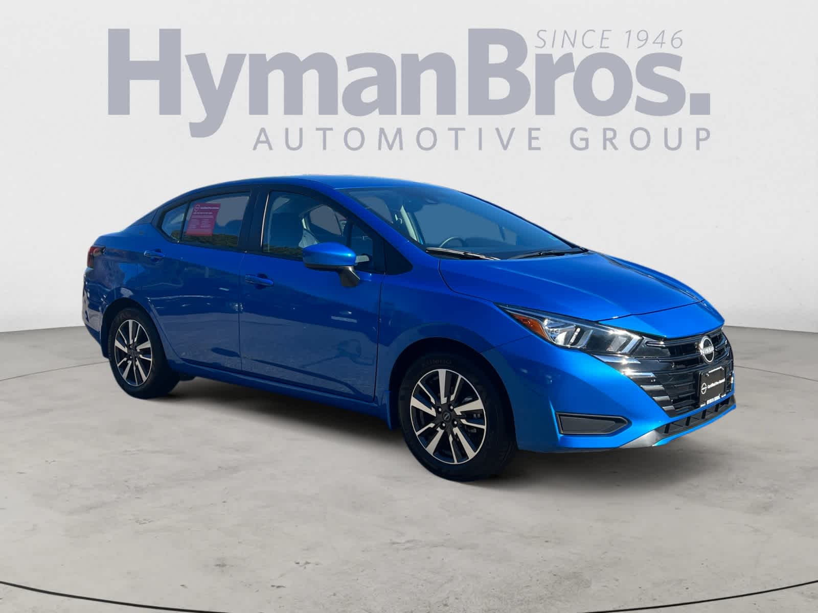 2024 Nissan Versa SV's photo