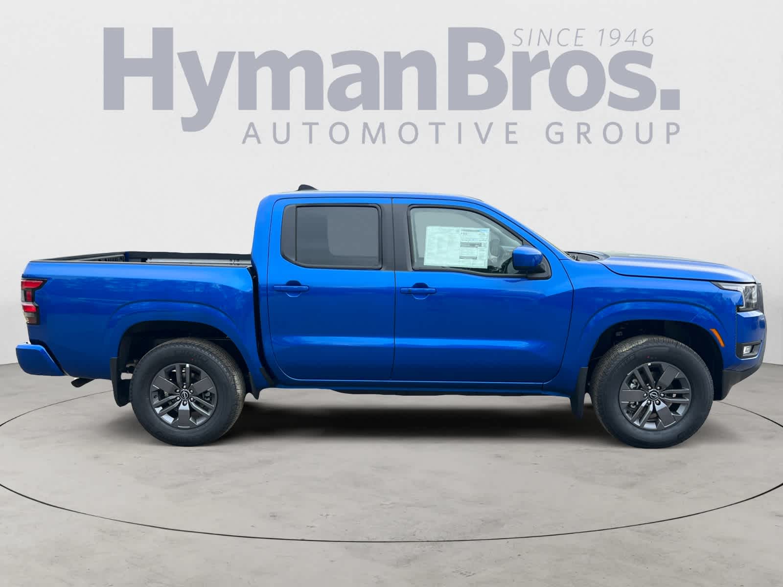 2025 Nissan Frontier Crew Cab SV photo 2