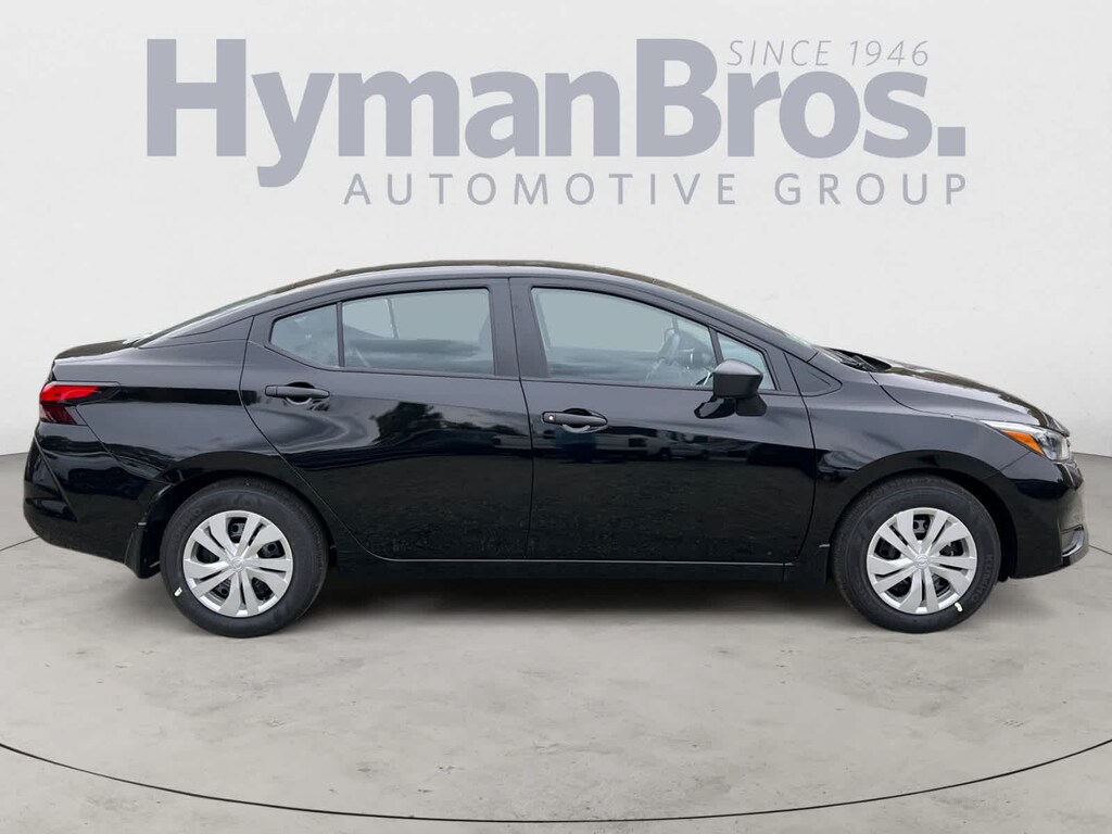 New 2025 Nissan Versa 1.6 S Sedan