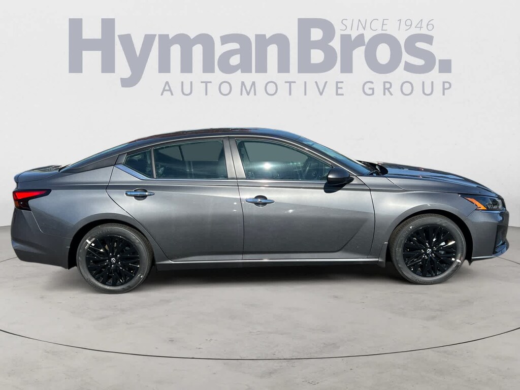 New 2025 Nissan Altima SV Sedan