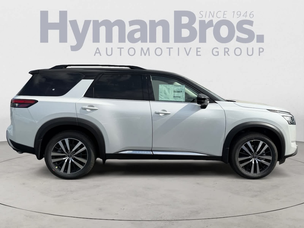 New 2025 Nissan Pathfinder Platinum SUV