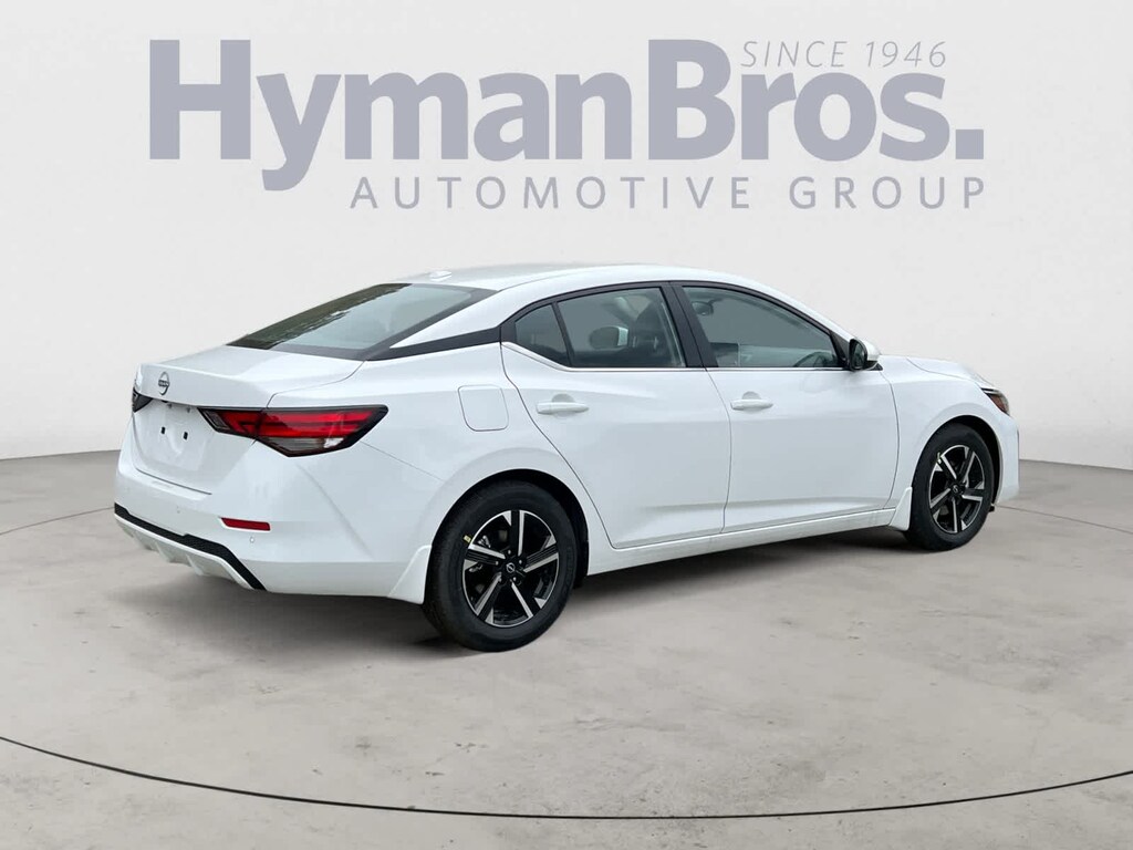 New 2025 Nissan Sentra SV Sedan