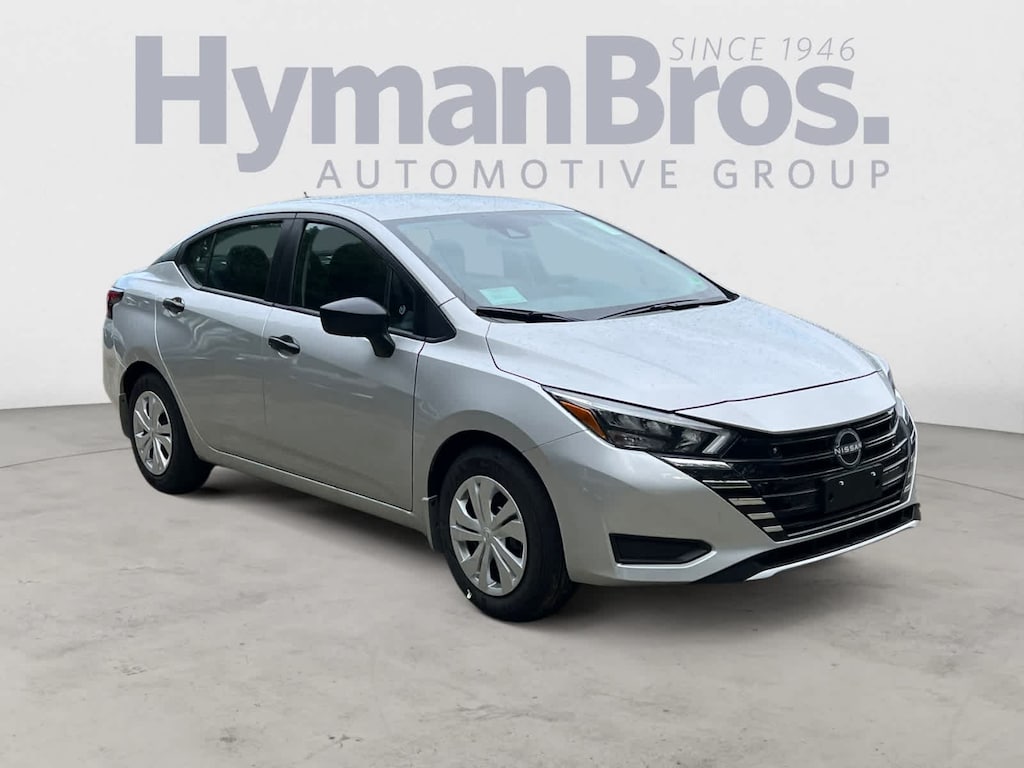 New 2025 Nissan Versa 1.6 S Sedan