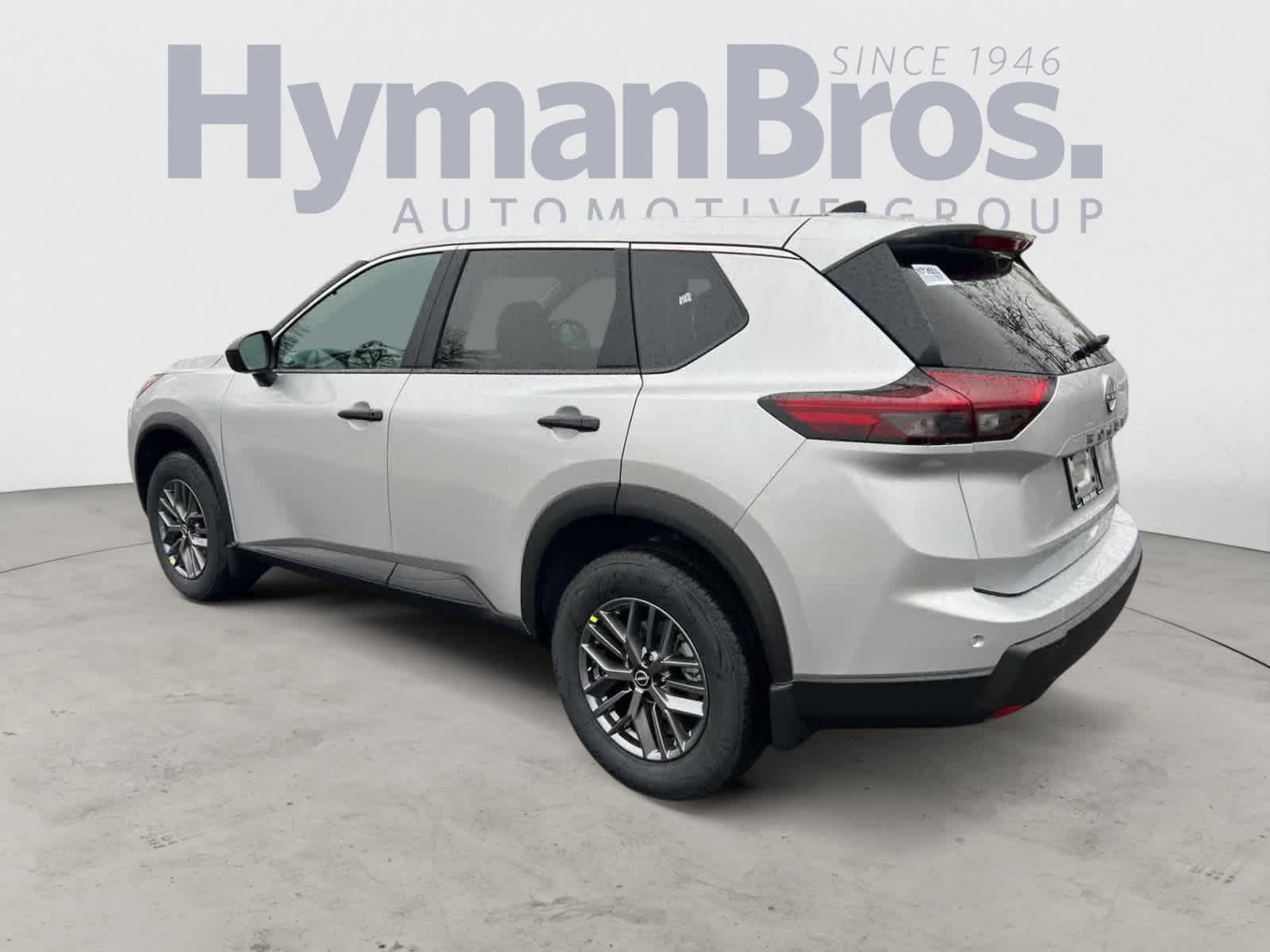 2025 Nissan Rogue S photo 4