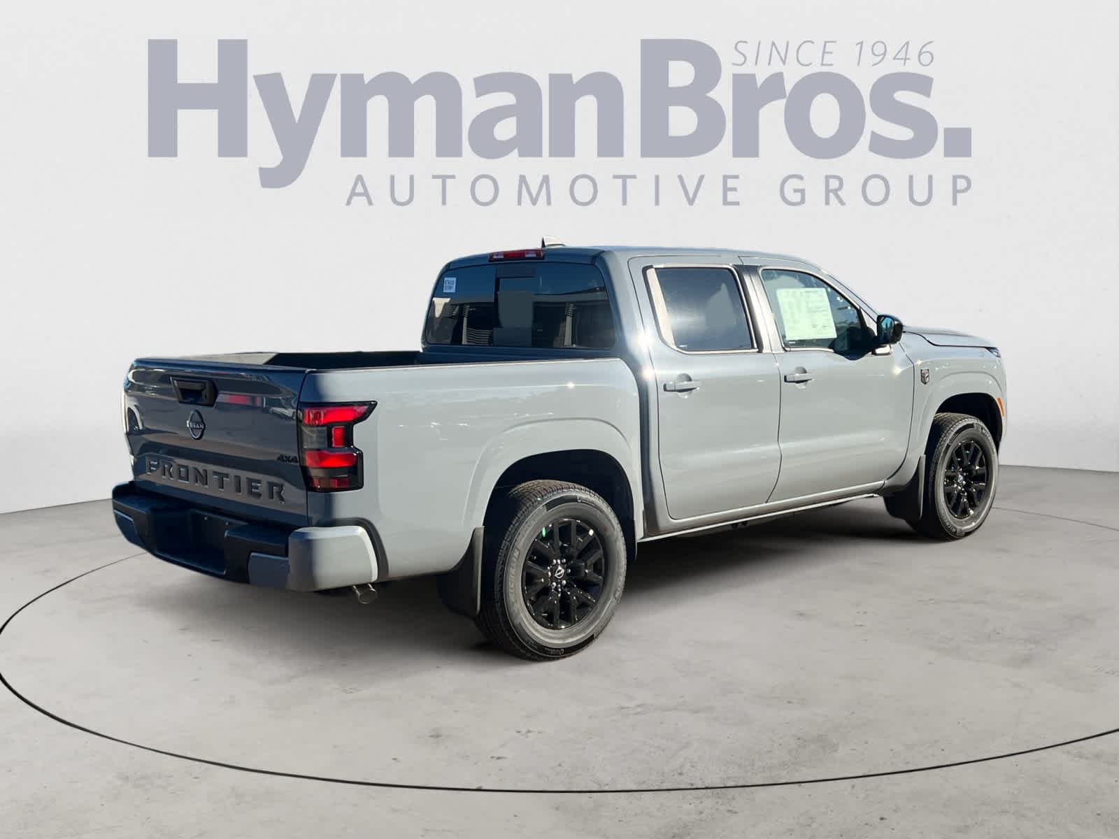 2026 Nissan Frontier Crew Cab SV photo 3