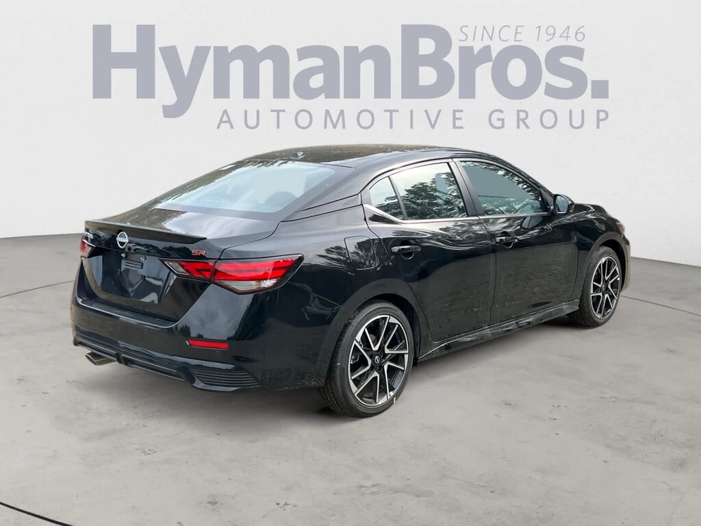 New 2025 Nissan Sentra SR Sedan