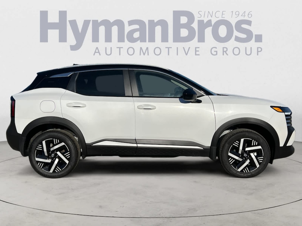 New 2026 Nissan Kicks SV SUV