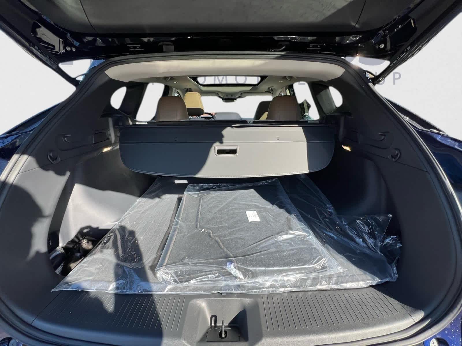 2025 Nissan Murano Platinum photo 4