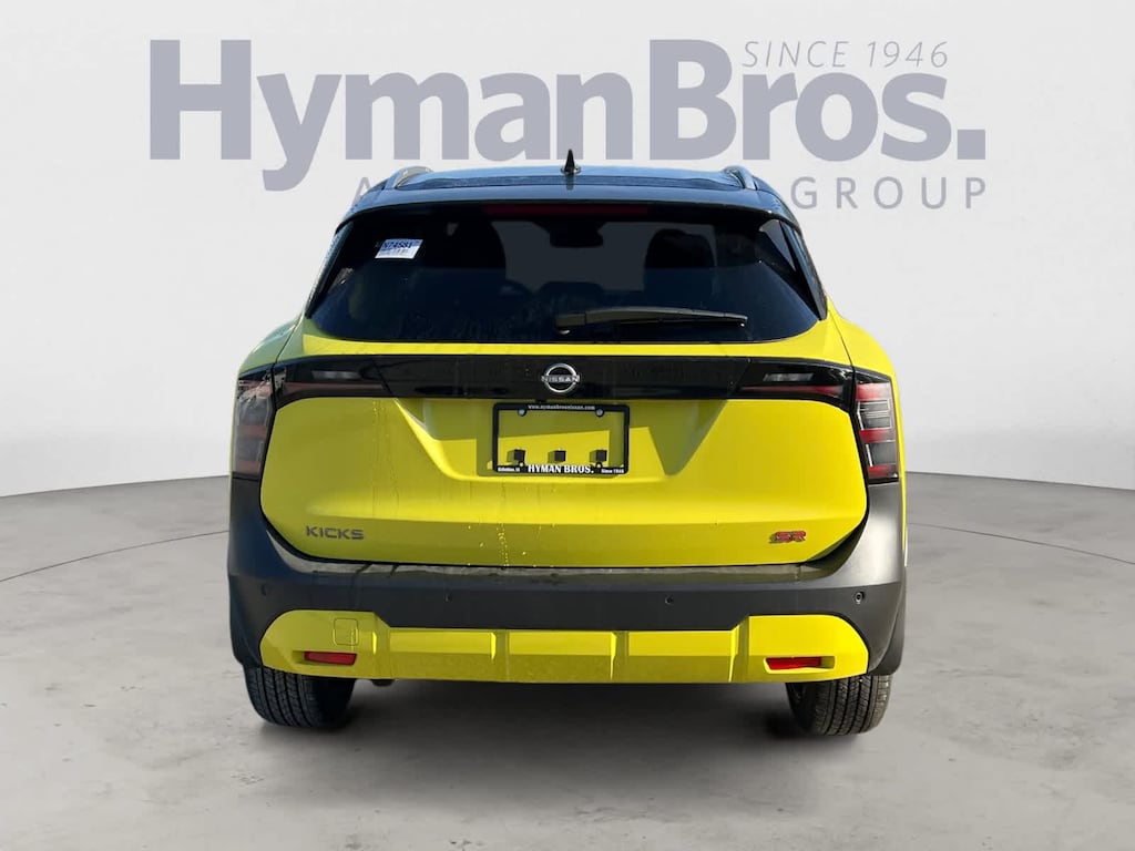 New 2026 Nissan Kicks SR SUV