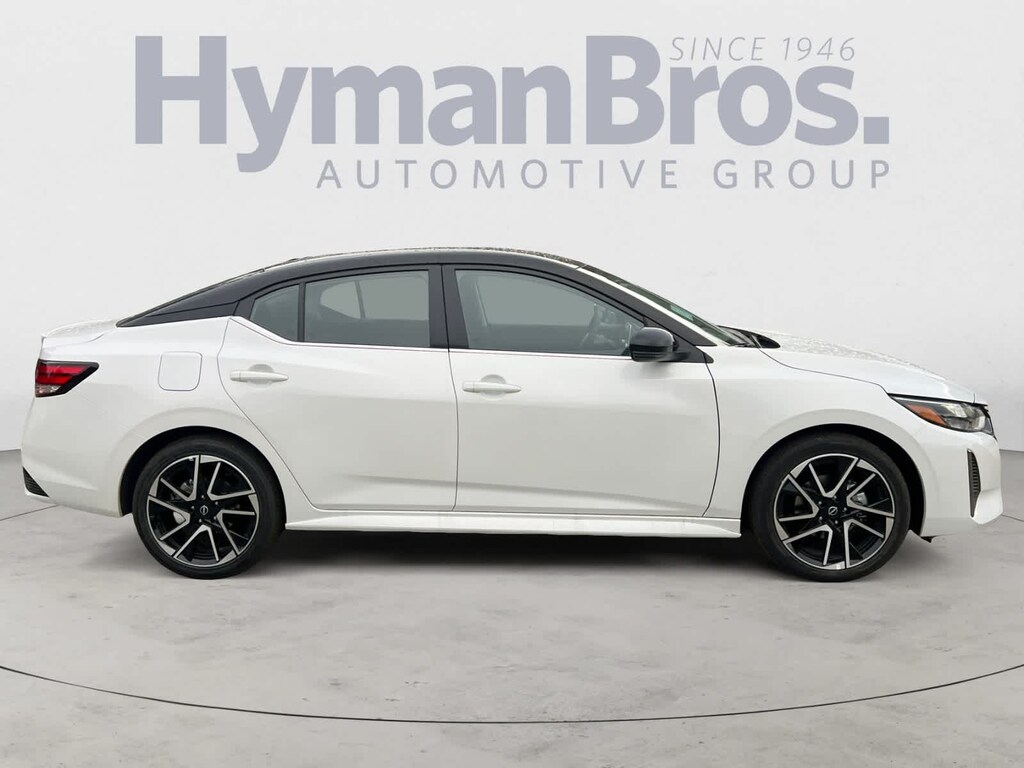 New 2025 Nissan Sentra SR Sedan