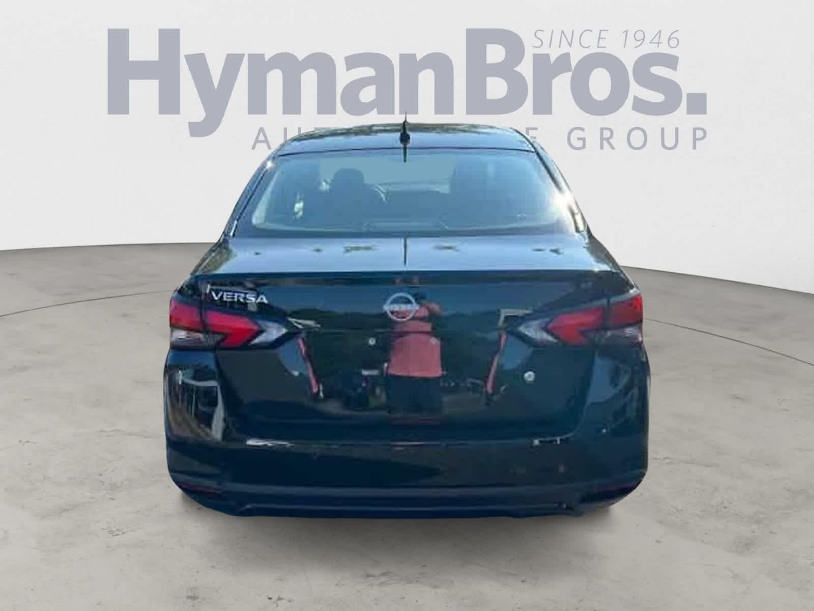 2024 Nissan Versa 1.6 S photo 4