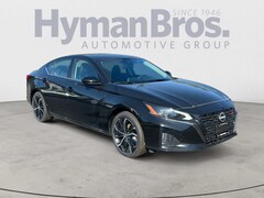 2025 Nissan Altima SR Sedan