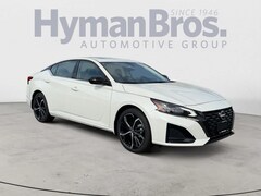 2025 Nissan Altima SR Sedan