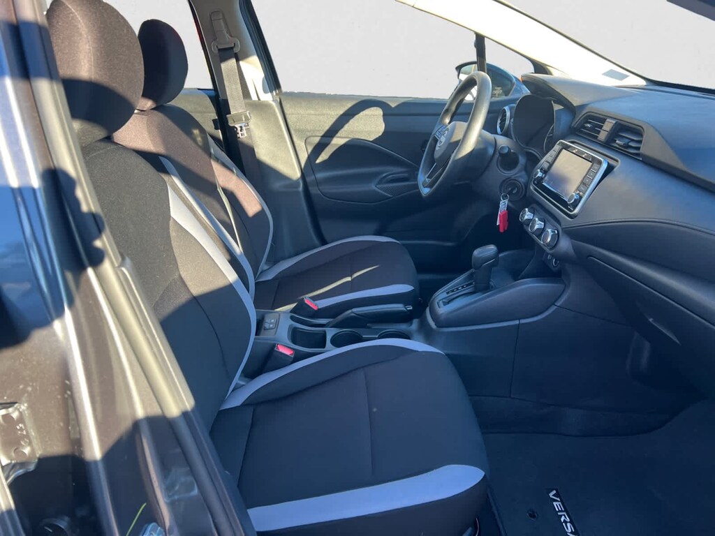 New 2025 Nissan Versa 1.6 S Sedan