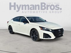 2025 Nissan Altima SR Sedan