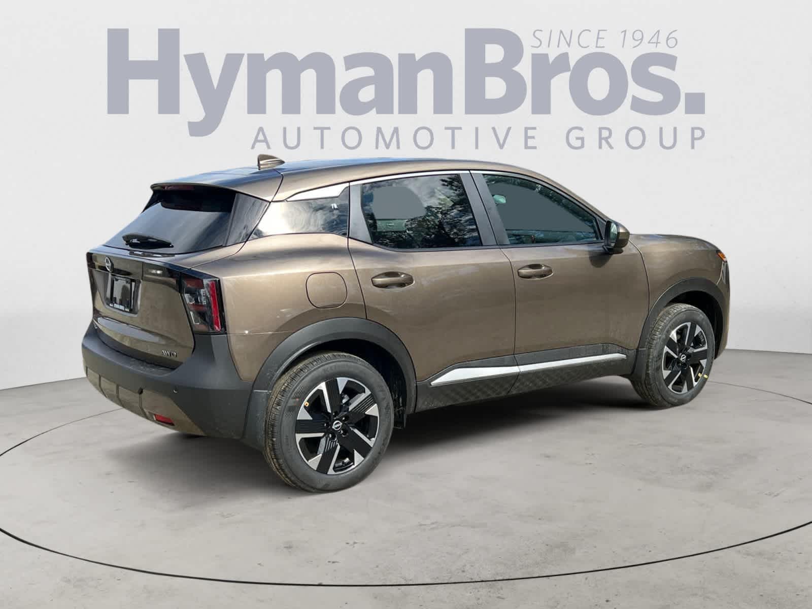 2025 Nissan Kicks SV photo 2