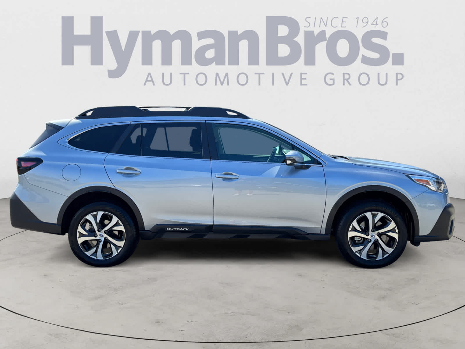 2022 Subaru Outback Limited photo 2