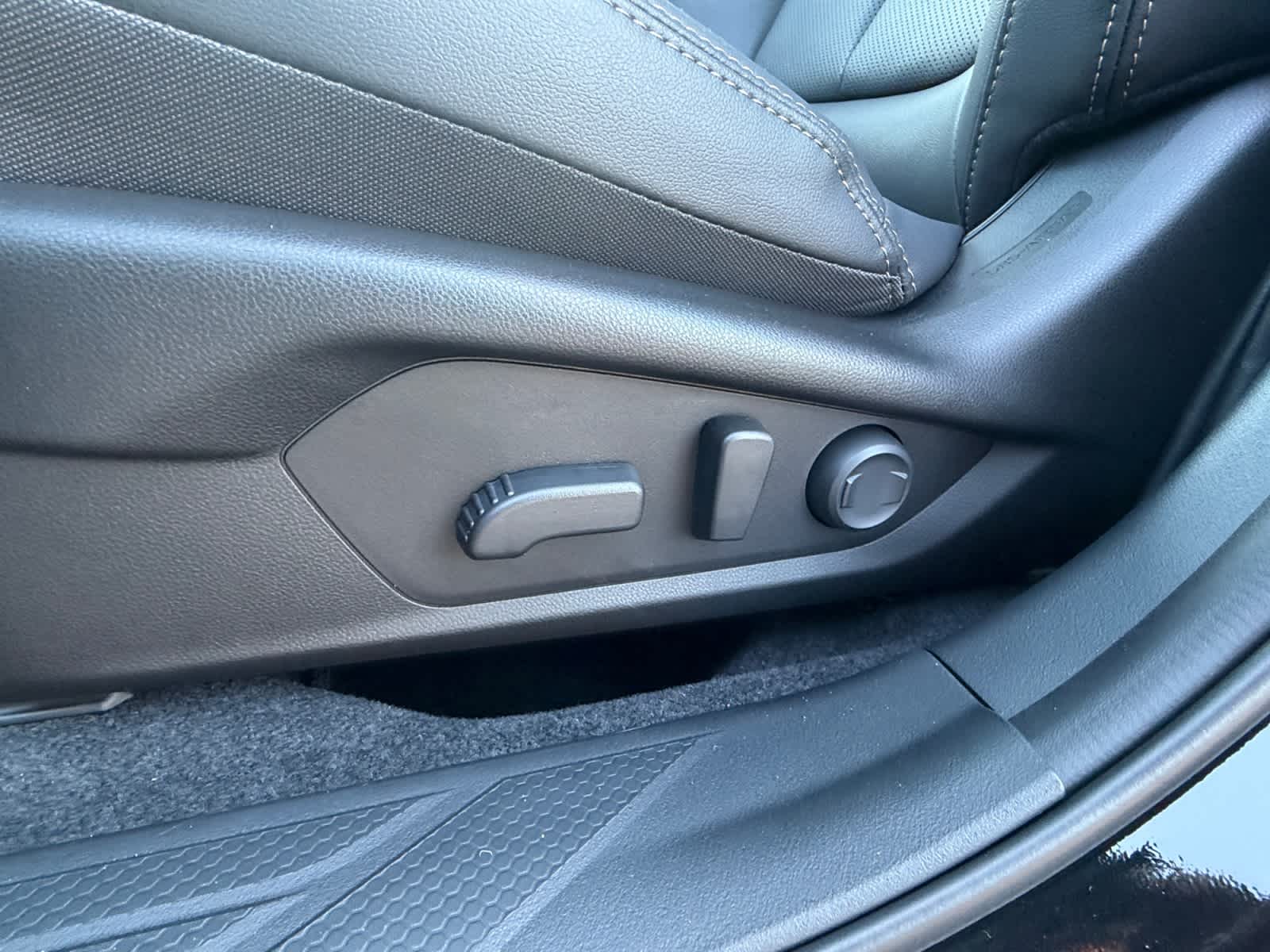 2026 Subaru Outback Limited XT - Photo 18