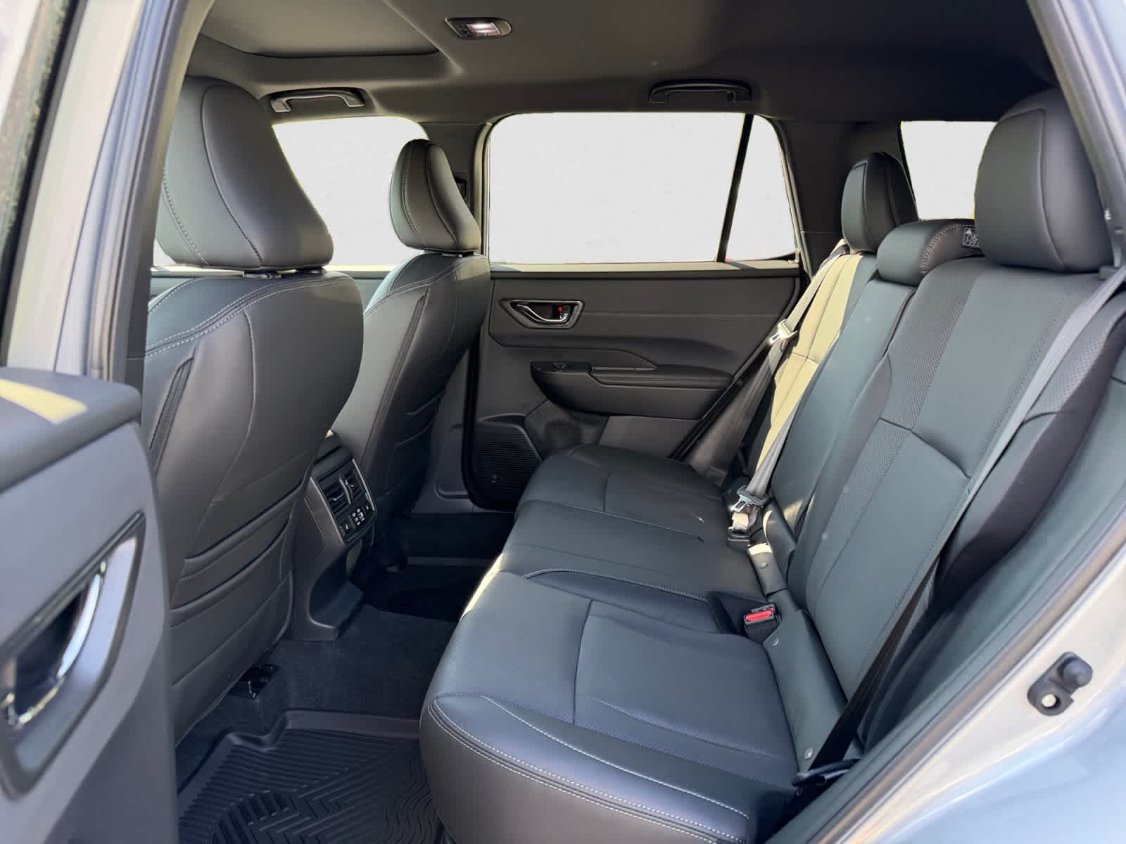 2026 Subaru Outback Touring XT - Photo 11