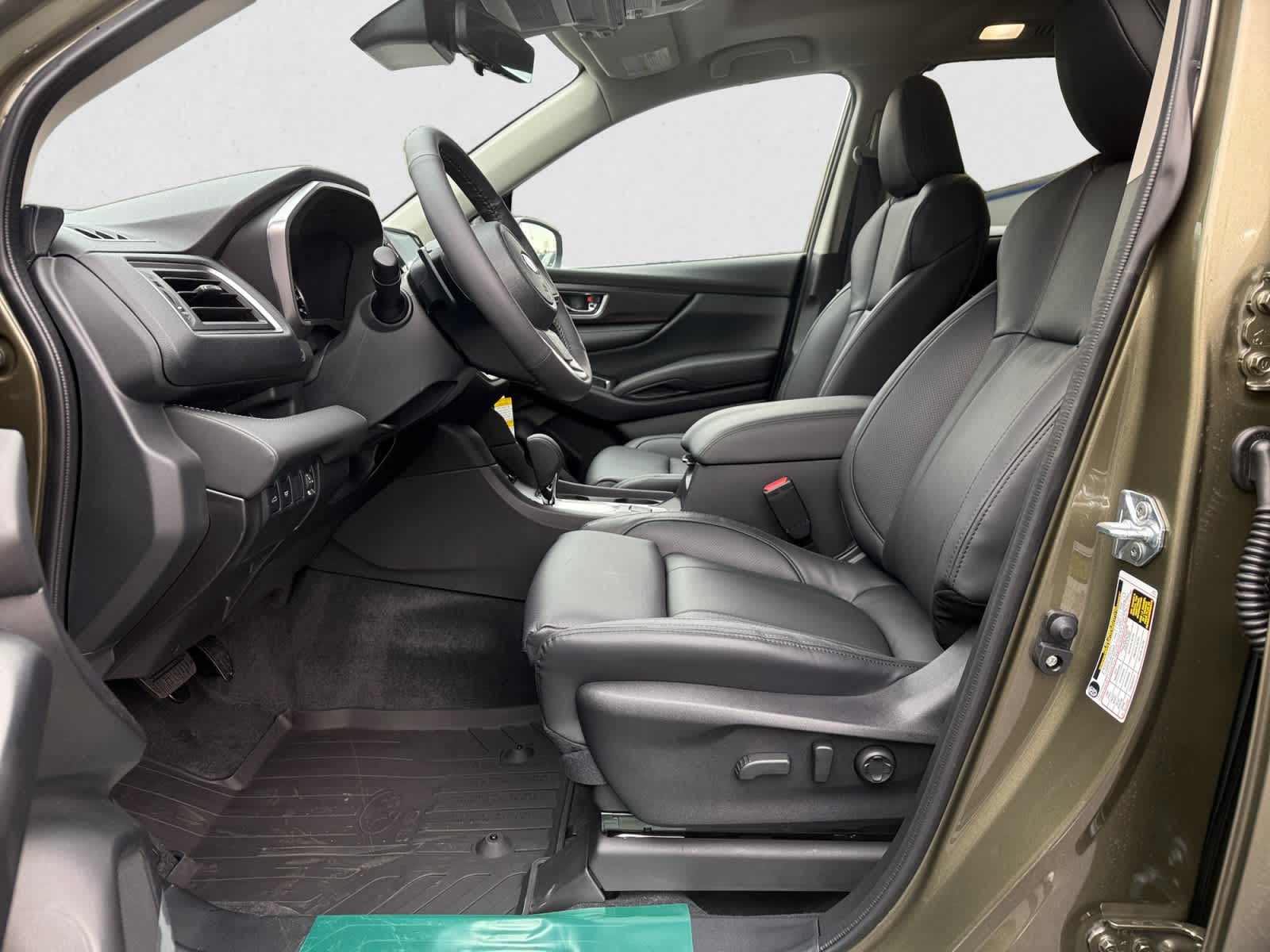 2026 Subaru Ascent Touring - Photo 17