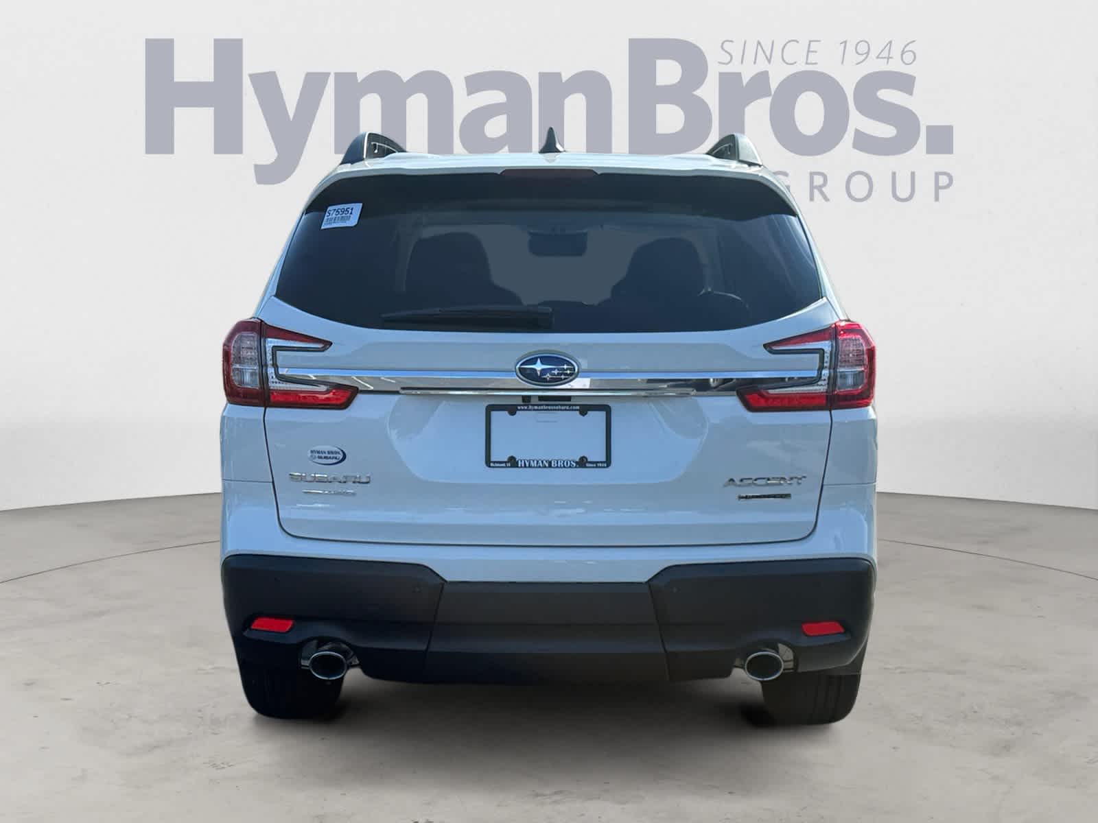 2025 Subaru Ascent Onyx Edition Touring photo 3