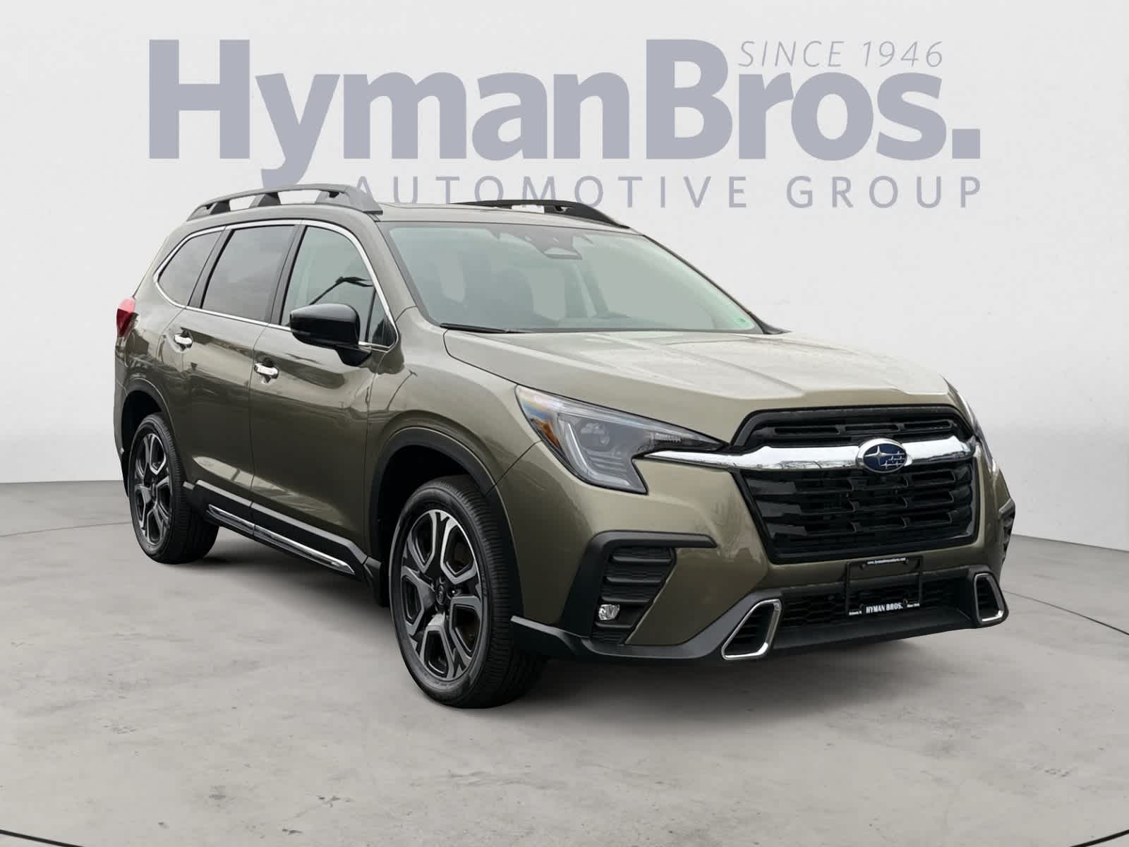 2025 Subaru Ascent Touring's photo