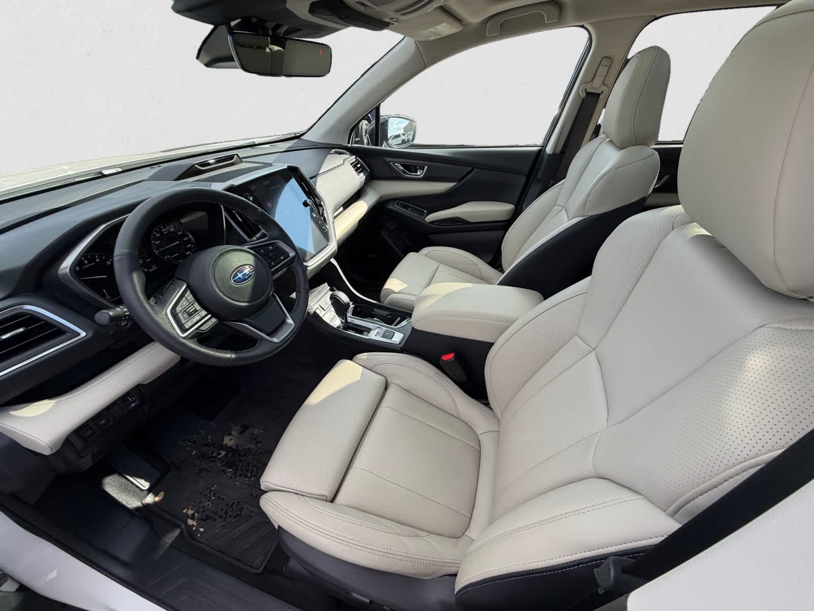 2025 Subaru Ascent Limited - Photo 15