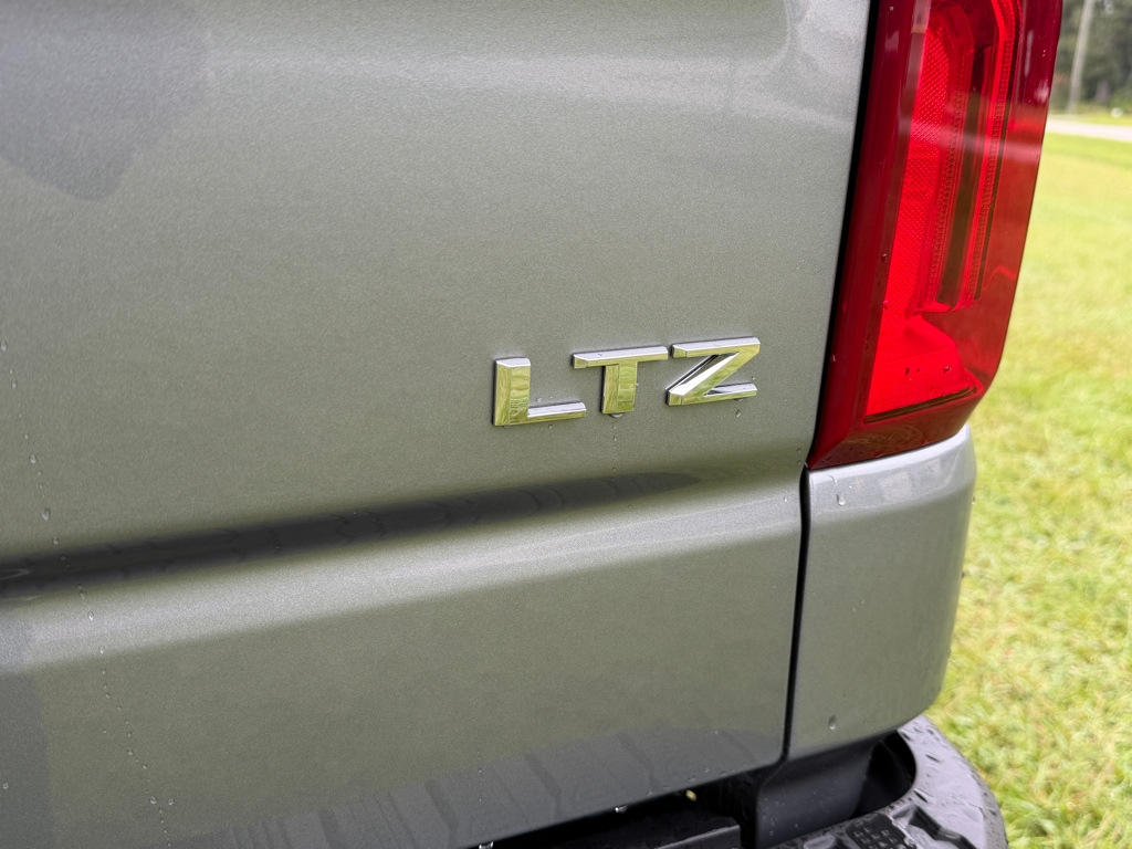 2026 Chevrolet Silverado 1500 LTZ - Photo 33