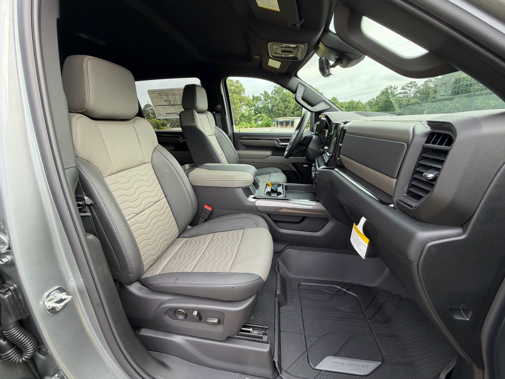 2026 Chevrolet Silverado 2500 HD ZR2 - Photo 28