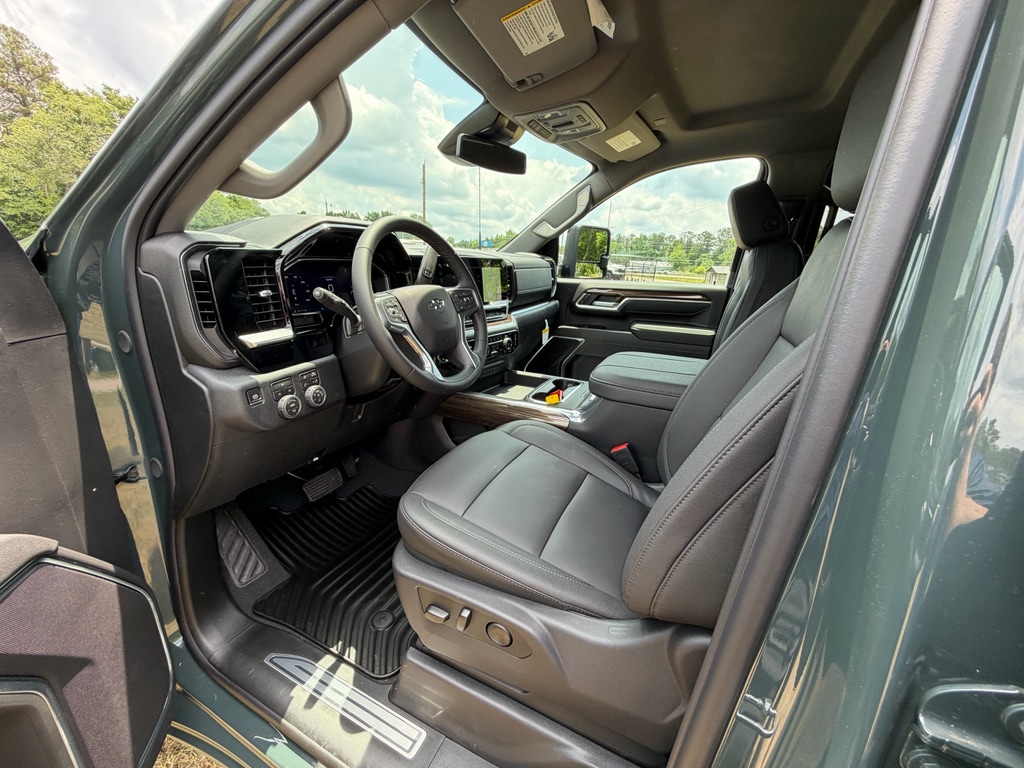 2026 Chevrolet Silverado 2500 HD LT - Photo 13