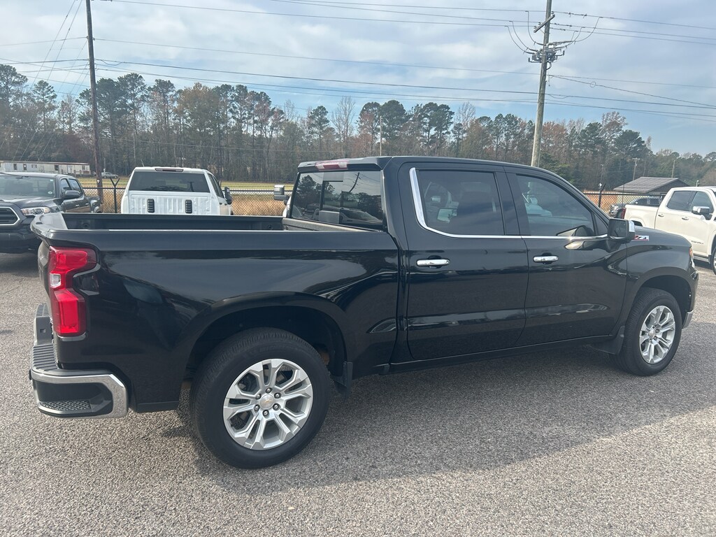 2023 Chevrolet Silverado 1500 LTZ photo 4