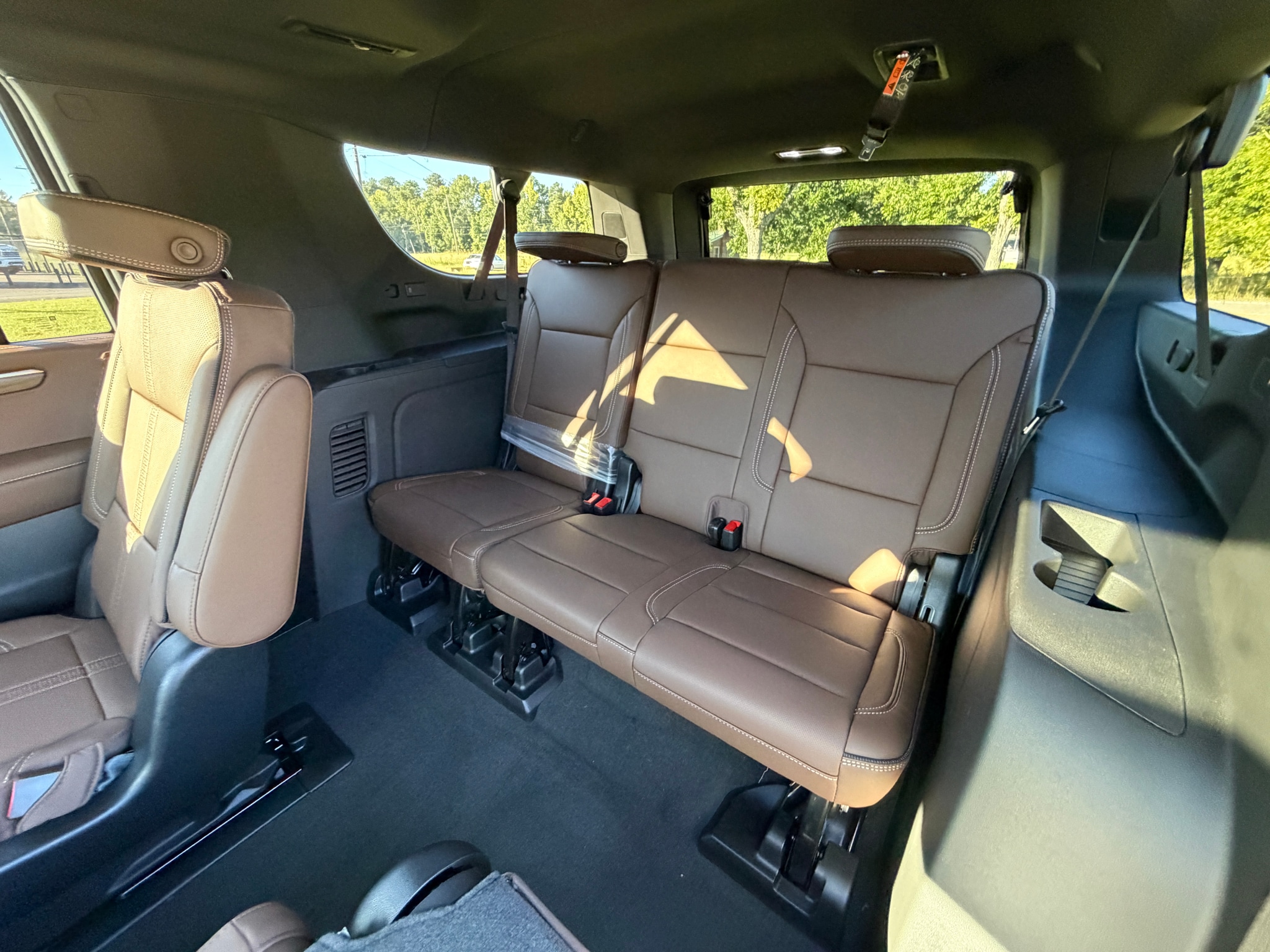 2026 Chevrolet Suburban High Country - Photo 19