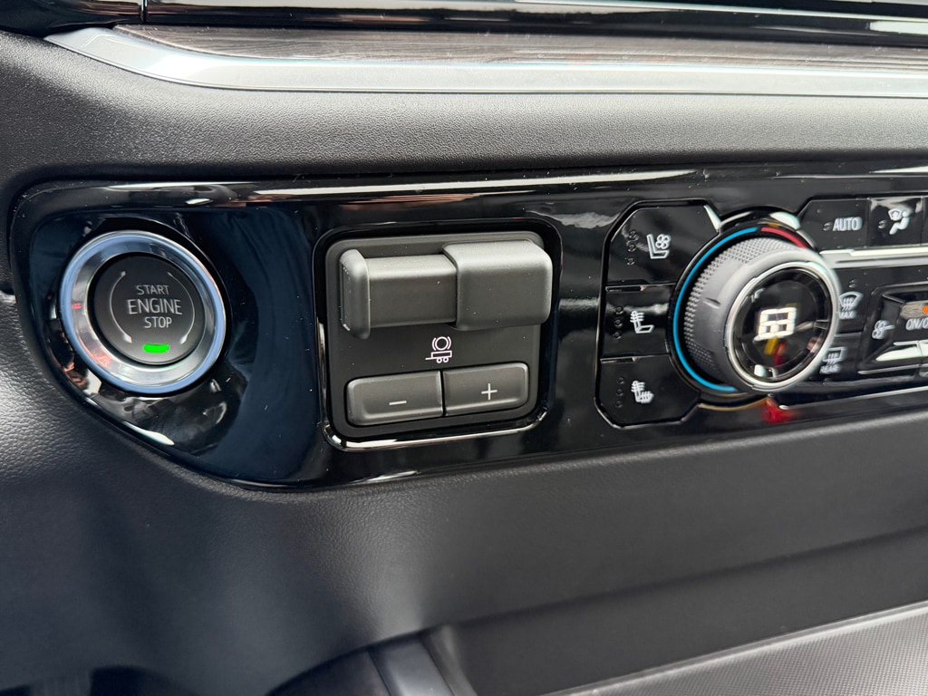 2026 Chevrolet Silverado 1500 LTZ - Photo 11