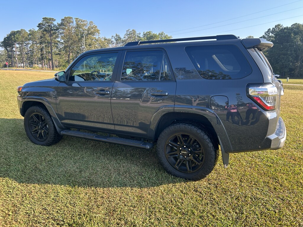 2024 Toyota 4Runner TRD photo 4