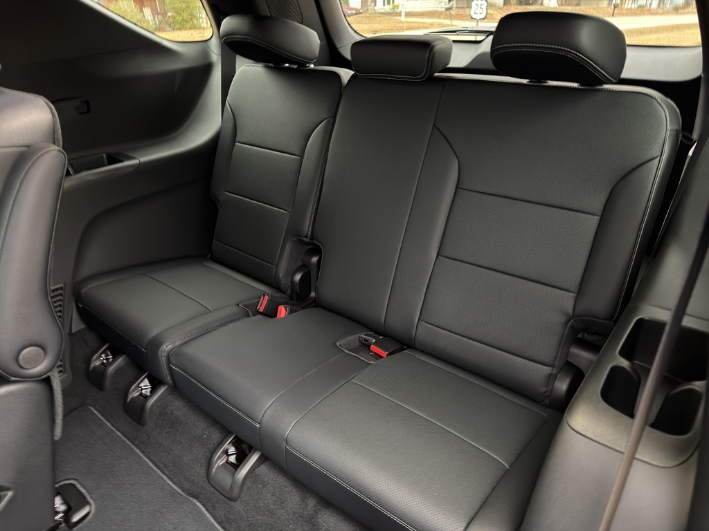 2026 Chevrolet Traverse LT - Photo 18