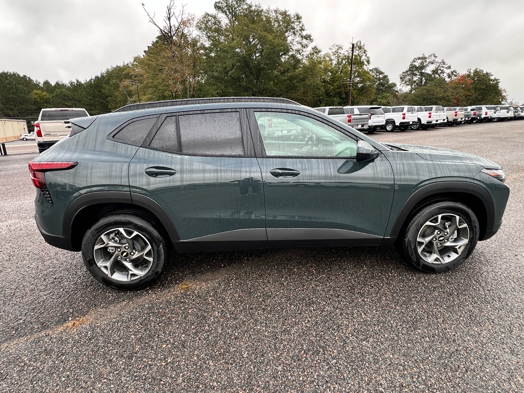 New 2026 Chevrolet Trax LT SUV