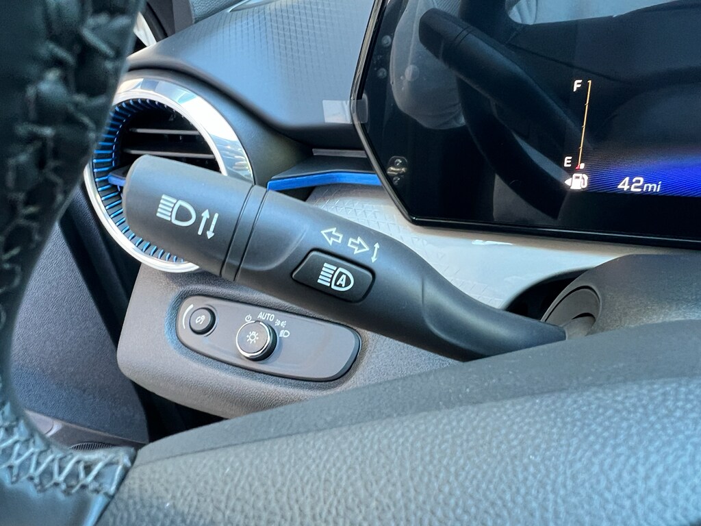 2026 Chevrolet Trax LT photo 4