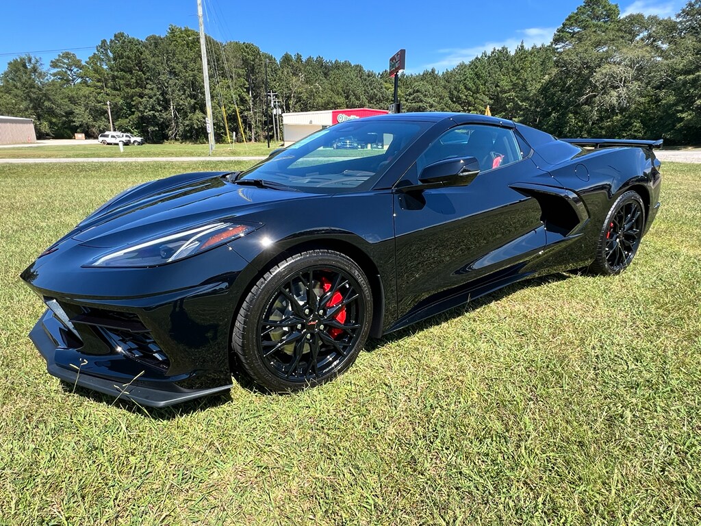 2026 Chevrolet Corvette Stingray 3LT photo 3