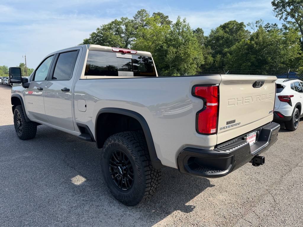 2026 Chevrolet Silverado 2500 HD ZR2 - Photo 6