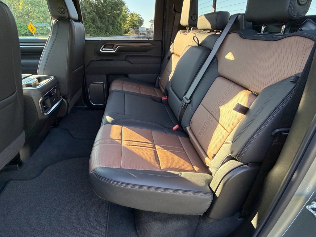 2026 Chevrolet Silverado 2500 HD High Country - Photo 18