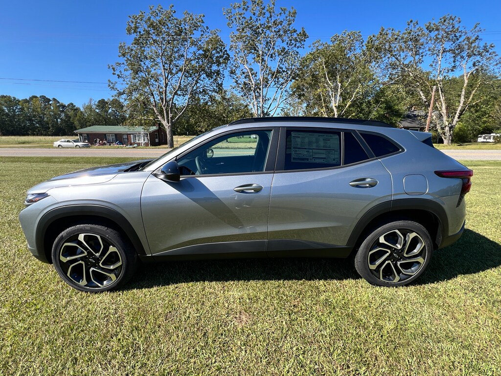 2026 Chevrolet Trax photo 3