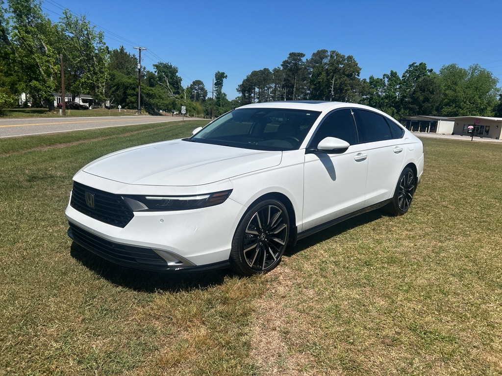 Used 2025 Honda Accord Hybrid Touring Sedan